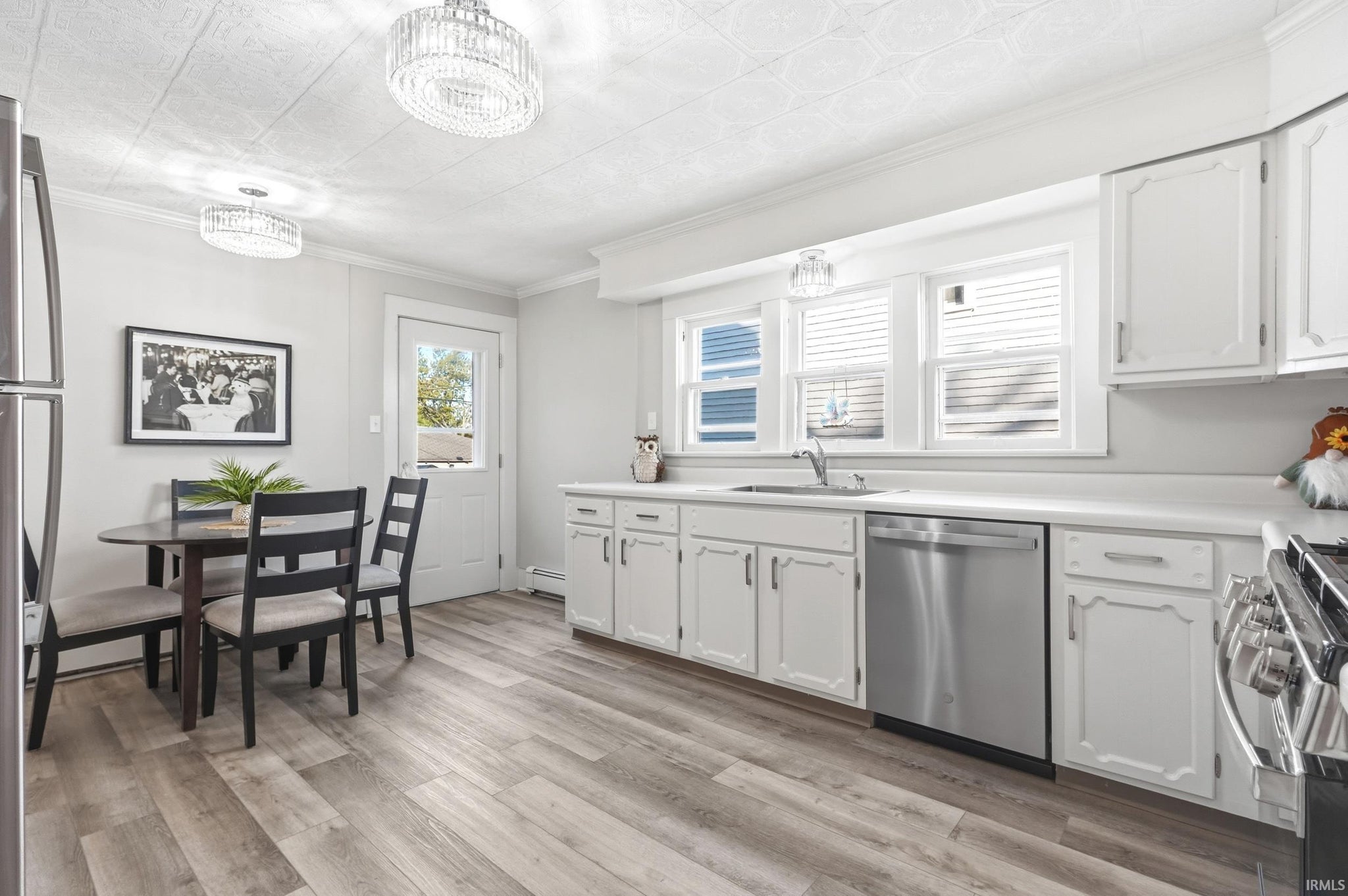 Image of 706 S Cowen Street