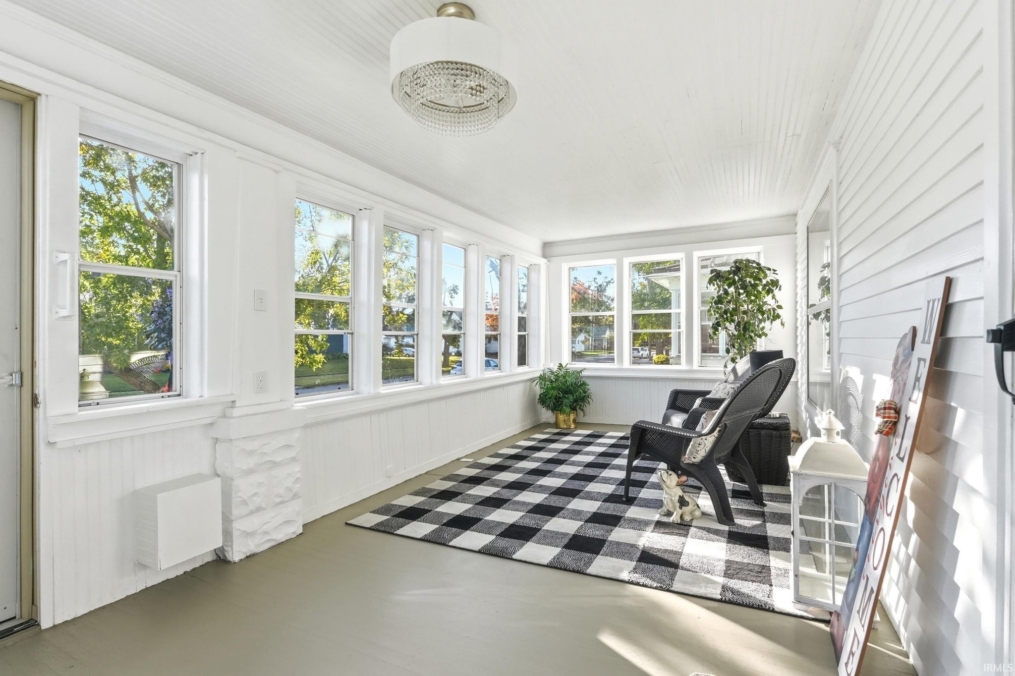 Image of 706 S Cowen Street